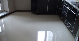 Наливной пол на кухне Беслан, цена от 870 руб.